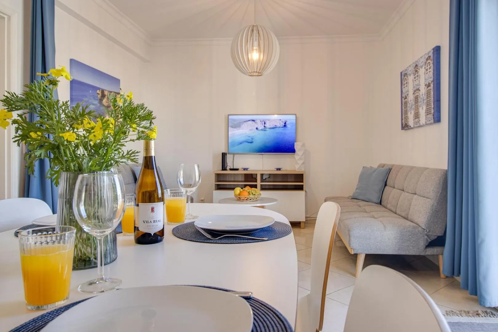 Kontakt z Old Town 2Br 50M Ocean W/ Ac Wi-Fi Parking Terrace